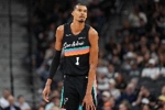 文班打服一切？ESPN明日胜率预测：马刺高达82.3% 开拓者17.7%