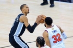 管泽元：马刺赢也就赢这一场 商业联盟要卖票 尼克斯5场夺冠